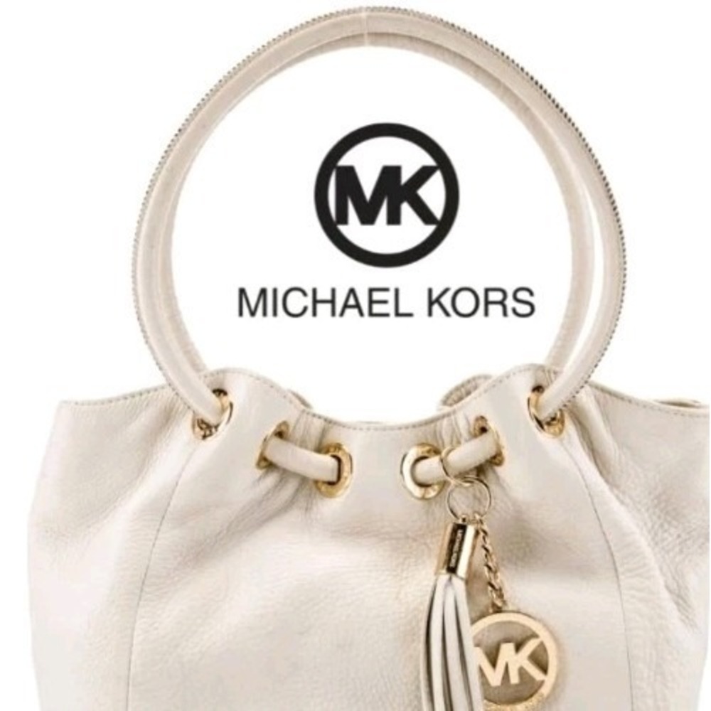 NEW! Michael Kors Camden Shoulder Bag In Ivory LARGE